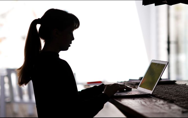 Las clases virtuales comenzarán el lunes 20 de abril. EFE/M. Dodge