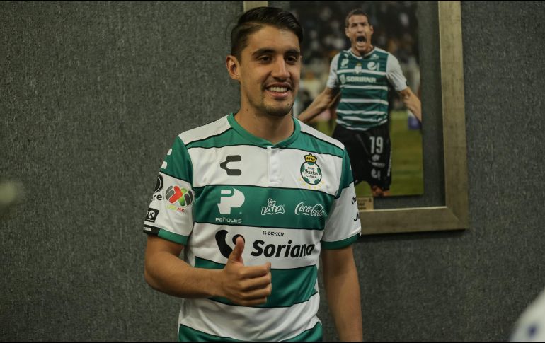 Cada club eligió a tres futbolistas para la eLiga MX, la cual ya celebró sus primeras dos jornadas. Al ser una competencia virtual, ningún jugador corre un riesgo físico, o bueno eso parecía. IMAGO7