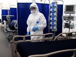 Sólo ha recibido capacitación el 67 por ciento de los médicos en formación que laboran en campos clínicos donde se atiende el coronavirus. EFE / ARCHIVO