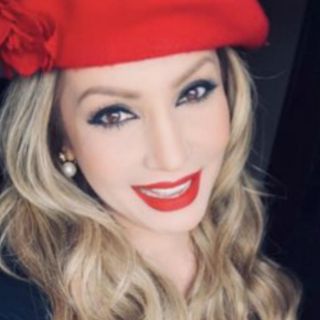 Paty Navidad cuestiona el coronavirus y no aplaude a López-Gatell