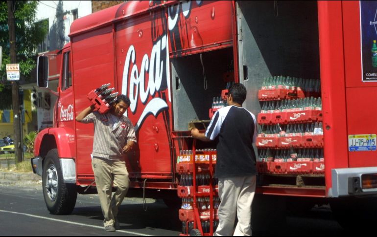 El pasado 7 de abril René “N” y Adrián “N” se apoderaron de su camión de la marca Daimler tipo Chasis Cabina en el que transportaban refresco. EL INFORMADOR / ARCHIVO