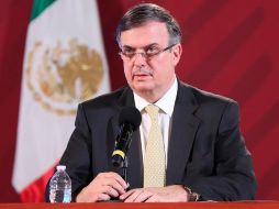 El secretario de Relaciones Exteriores (SRE) de México, Marcelo Ebrard, habla durante una conferencia de prensa en Palacio Nacional. EFE/J. Pazos