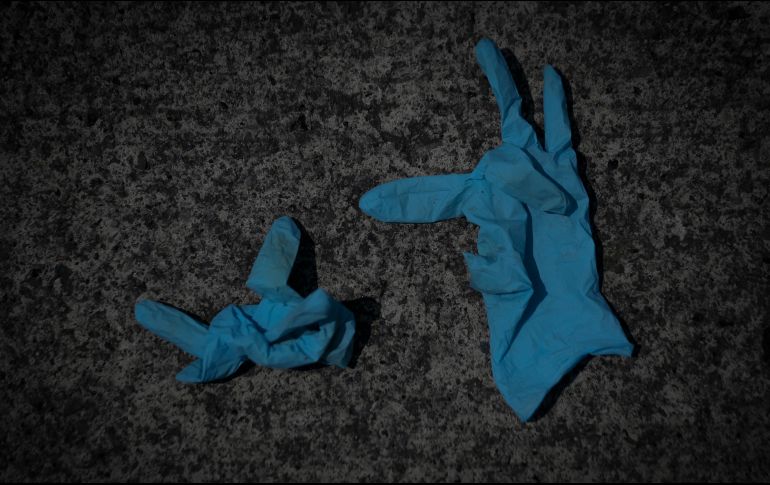 La recomendación exhorta a que autoridades proporcionen las bolsas adecuadas para el traslado de cuerpos y el personal a cargo reciba insumos de protección. EL INFORMADOR / F. Atilano