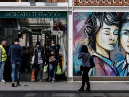 Mercado en Roma. La aplicación “Immuni”, creada por la compañía Bending Spoons, respeta las normas establecidas por la Unión Europea en materia de privacidad de datos personales. EFE/F. Frustaci
