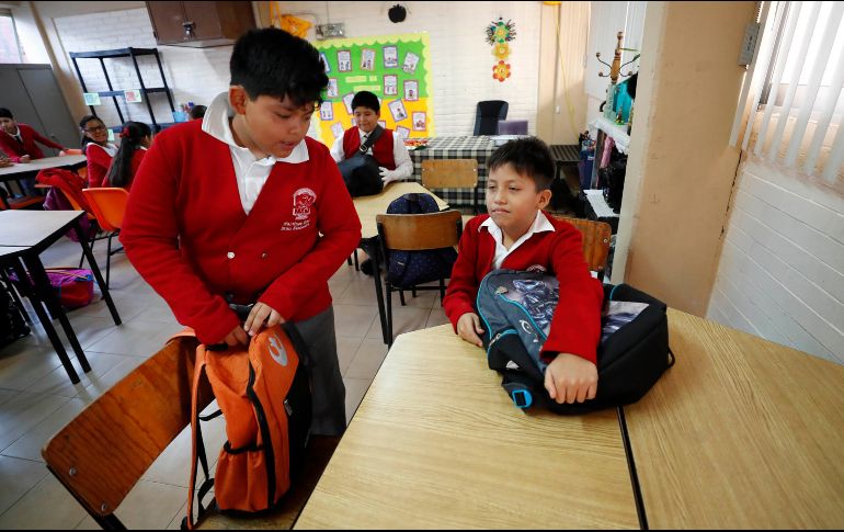 La pérdida del ciclo escolar sería un rezago, muy costoso en términos económicos, afirma el diputado por el PAN. SUN / ARCHIVO