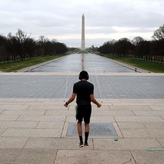 Coronavirus: por qué a EE.UU. le va a ser más difícil que a otros países volver a la normalidad como pretende Trump