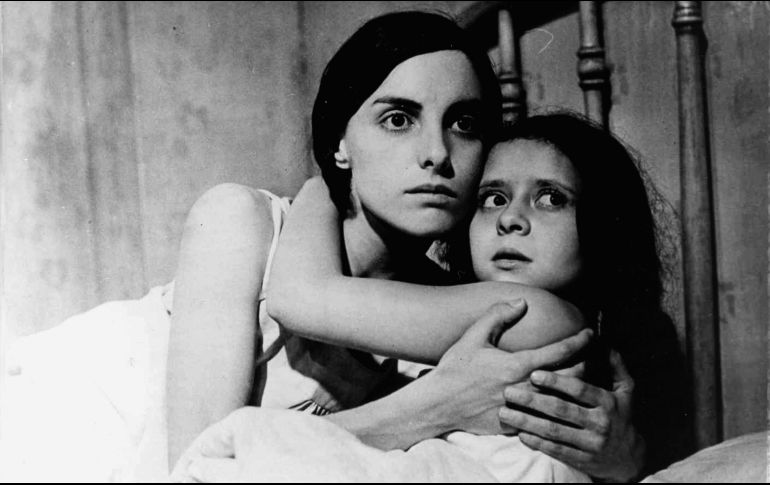 PROYECCIÓN. Escena de la cinta “El castillo de la pureza”. ESPECIAL