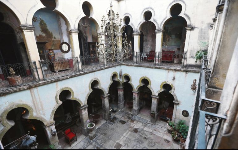 Calidez. El Palacio de las Vacas acogerá en sus espacios a personas que buscan alimentarse. EL INFORMADOR• G. Gallo