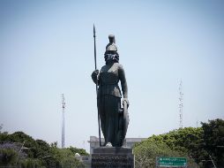 A partir de este lunes, las personas solo deberán salir de casa para conseguir insumos básicos o acudir a bancos, utilizando cubrebocas de manera obligatoria. EL INFORMADOR / ARCHIVO