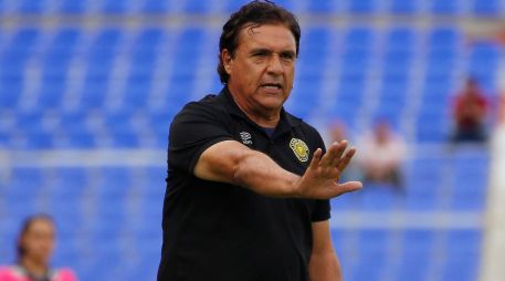 ''Todos sabemos que estas decisiones tratan de beneficiar a algunos'', dijo el timonel de los melenudos. IMAGO7