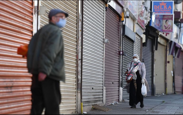 Reino Unido registra 129 mil 44 casos positivos de COVID-19. EFE / A. Rayn