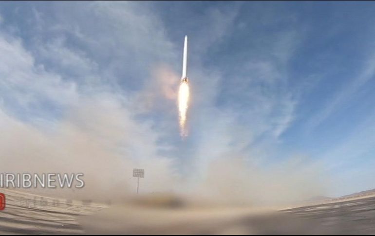 Nur-1 (Luz-1) fue puesto en órbita por el lanzador en dos etapas Qased (Mensajero), también de fabricación local, a una altitud de 425 kilómetros. EFE / ARCHIVO