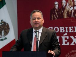 Santiago Nieto dijo que se ha encontrado que empresas farmacéuticas con un presunto esquema de defraudación fiscal. NTX/ARCHIVO