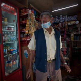 Abarrotes disminuyen ventas y temen por su seguridad