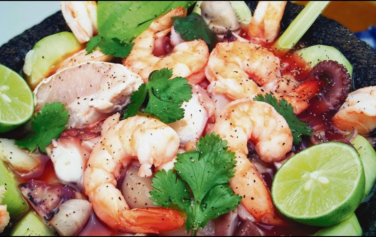 Aguachile. El chef Carlos Gaytán compartió en sus redes una foto de su platillo. ESPECIAL