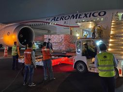El material médico será distribuido a médicos y enfermeras de los hospitales del sector salud del país. TWITTER / @m_ebrard