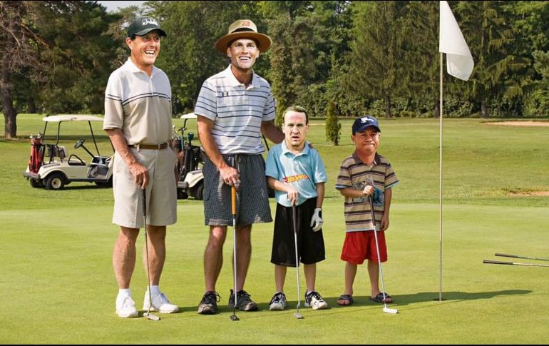 HUMOR. El ahora QB de los Buccaneers mostró su buen humor al postear esta imagen previo al juego de golf que disputará ante Manning. TWITTER/@TomBrady