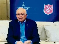 La selección de jugadores se realizó mediante videollamadas. Jerry Jones, dueño de los Cowboys, eligió desde su lujoso yate. ESPECIAL