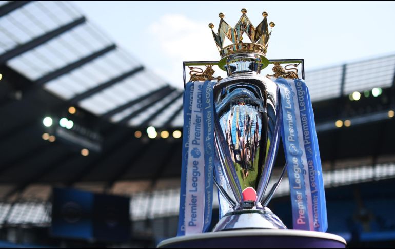 Los partidos se disputarían a puerta cerrada, con un máximo de 400 personas en cada estadio seleccionando, incluyendo a los periodistas si estos se someten antes a la prueba del coronavirus y dan negativo. TWITTER / @premierleague