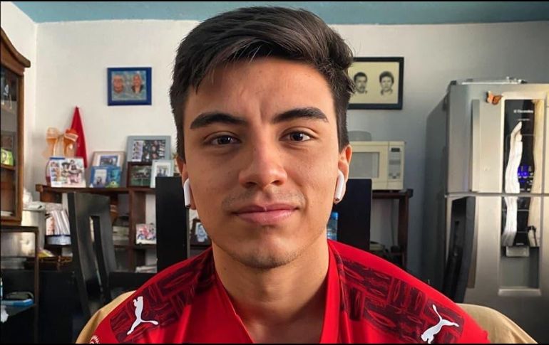 Bajo los controles de Fernando Beltrán, Chivas consiguió su primer triunfo en la eLiga MX. INSTAGRAM / @Chivas