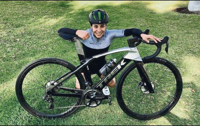 Pérez es la triatleta femenil más avanzada de México en la búsqueda de un boleto a la justa de Tokio. INSTAGRAM/@cecipereztri