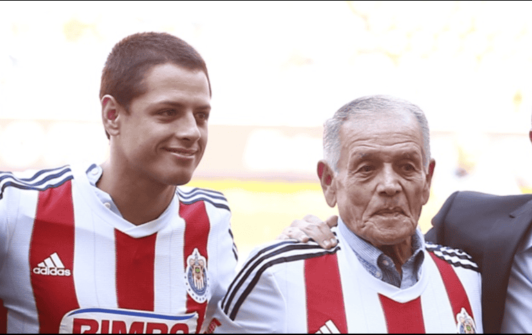 Balcázar, centro delantero, debutó con el Rebaño en la temporada 1948-49 y se retiró en la 1957-58, sólo jugó para las Chivas. EL INFORMADOR / ARCHIVO