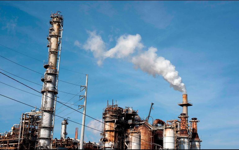 López Obrador confía que al final de su administración pueda aumentar las reservas de petróleo crudo. AFP / ARCHIVO