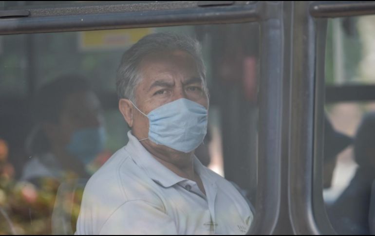 El sábado pasado el gobierno anunció que de lunes a viernes el transporte público y el Metro solamente funcionarán de 4:00 a 9:00 horas y de 16:30 a 21:00 horas. AFP/ARCHIVO