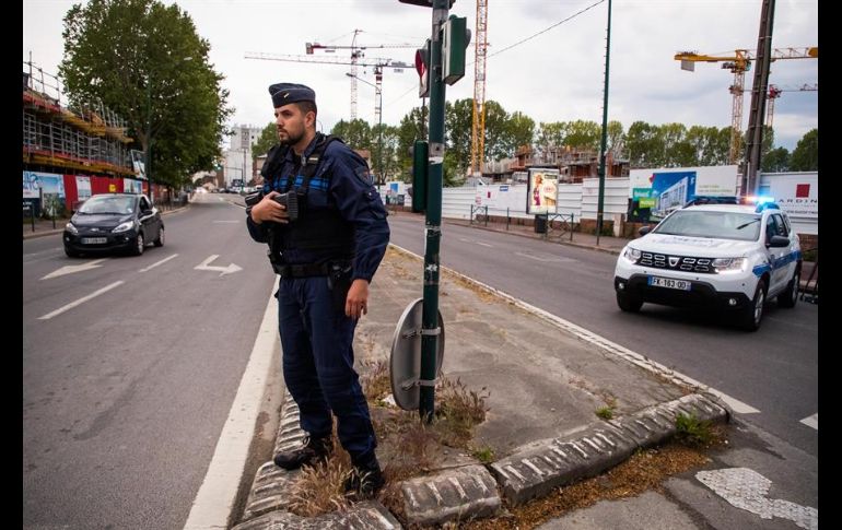 Medios locales afirman que el agresor llevaba en el vehículo una carta en la que aludía a su acción, así como un cuchillo. EFE/C. Petit
