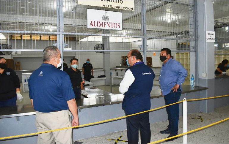 El titular de la CEDHJ visitó el Penal de Puente Grande (foto), separos y juzgados municipales para revisar las medidas de prevención implementadas. ESPECIAL