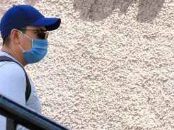 El enfermero se presentó para explicar a los dueños las medidas de seguridad en el nosocomio donde labora; sin embargo, la decisión fue irrefutable. NTX / J. Lira