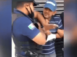 El video de la detención se hizo viral en redes sociales. ESPECIAL