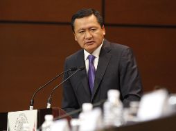 El senador y ex secretario de Gobernación se mantiene asintomático. NTX / ARCHIVO