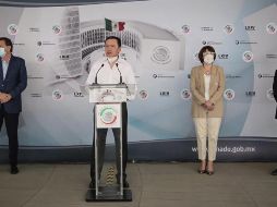 El 20 de abril, el exsecretario de Gobernación estuvo en el salón de plenos del Senado, cuando se aprobó la Ley de Amnistía, y tuvo contacto con todos sus homólogos asistentes también a esa sesión. TWITTER/osoriochong