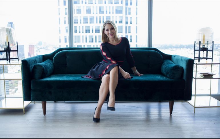 Gaby Carrillo interpreta a “Edna González”, procuradora de justicia de la nación en “El Dragón”. ESPECIAL