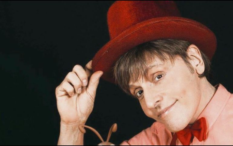 Para todos. Participan desde actores de Hollywood hasta reconocidos escritores. En la imagen, Mario Iván Martínez. FACEBOOK/CUENTACUENTOSMIM