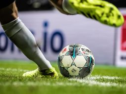 Los clubes esperan que el miércoles, en la reunión de la canciller Angela Merkel con los primeros ministros de los 16 estados federados, se dé luz verde para reanudar la temporada. TWITTER / @DFL_Official