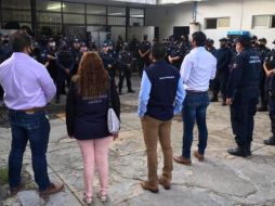 Personal de la comisión se reúne con el presidente municipal, Moisés Anaya, el director de seguridad pública y elementos de la corporación. TWITTER / @CEDHJ