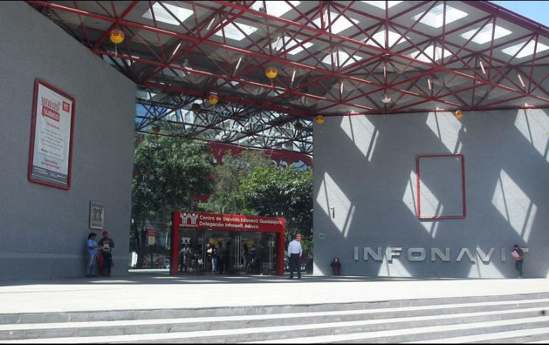 En marzo, cuando se originó la emergencia sanitaria por COVID-19, el Infonavit formalizó 38 mil 600 créditos. EL INFORMADOR/ARCHIVO