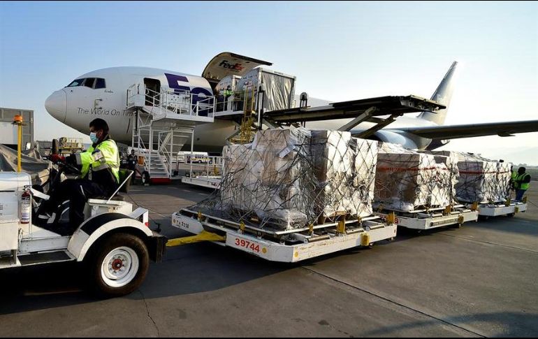 Ebrard aseguró que, aunque el país cuenta con una base de equipos considerables, autoridades decidieron adquirir complementarios. EFE/PRESIDENCIA