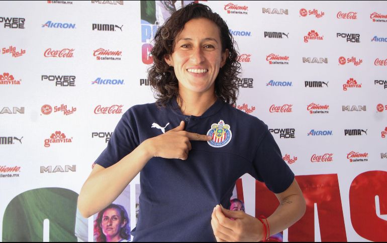 El pasar de los torneos provocó que el cariño de la afición creciera hacia Morales Bazarte, quien aseguró que no se imagina en otro club y tiene claro que quiere mantenerse en el Guadalajara incluso después de retirarse. IMAGO7