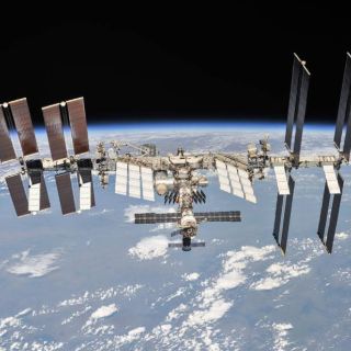 La NASA confirma que planea rodar una película con Tom Cruise en el espacio