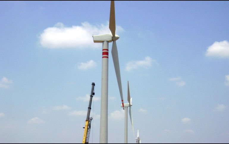 La Cenace limitó la generación privada de electricidad comercial en plantas eólicas y fotovoltaicas. SUN/ARCHIVO
