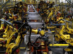 Varias plantas automotrices volverán a operar en Estados Unidos el 18 de mayo, pero requieren autopartes de México. AFP/ARCHIVO