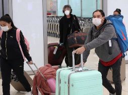 Esta acción se suma a otras que la compañía realizada como la sanitización de aviones, instalaciones y mobiliario. EFE / R. Jiménez