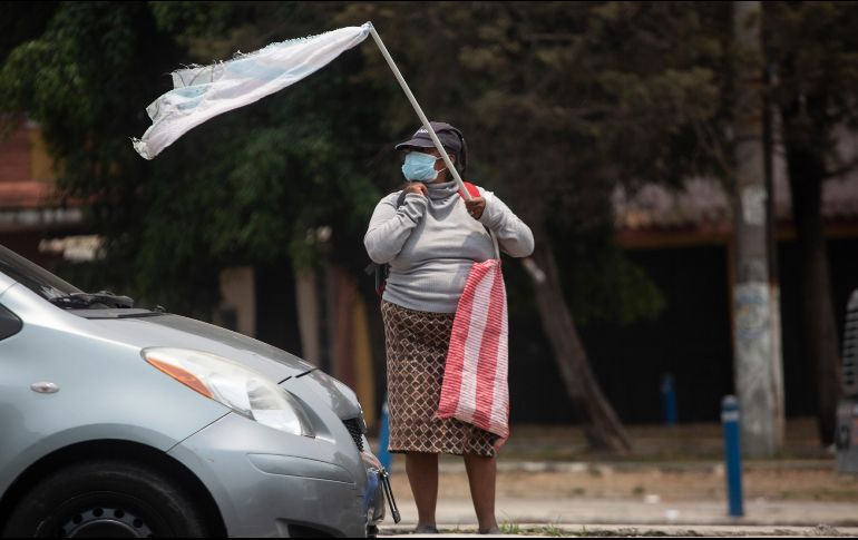 El gobierno de Guatemala ha informado que por lo menos 100 migrantes deportados desde EU han dado positivo al COVID-19. AP / ARCHIVO