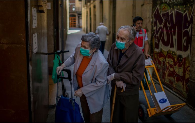 Ante la nueva fase del desconfinamiento, autoridades apelan a la responsabilidad ciudadana para cumplir con el distanciamiento social.  AP / ARCHIVO