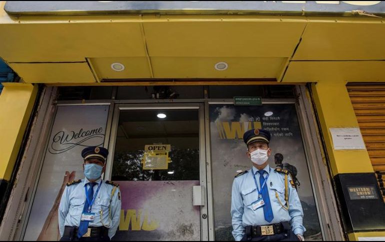 Kuwait registró 641 nuevos casos de coronavirus y tres decesos en las últimas horas. EFE/N. Shrestha