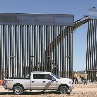 Otorga EU contrato para nuevo tramo de muro en la frontera
