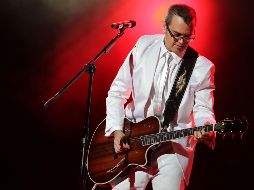 Aleks Syntek repasa 30 años de trayectoria en su serie digital